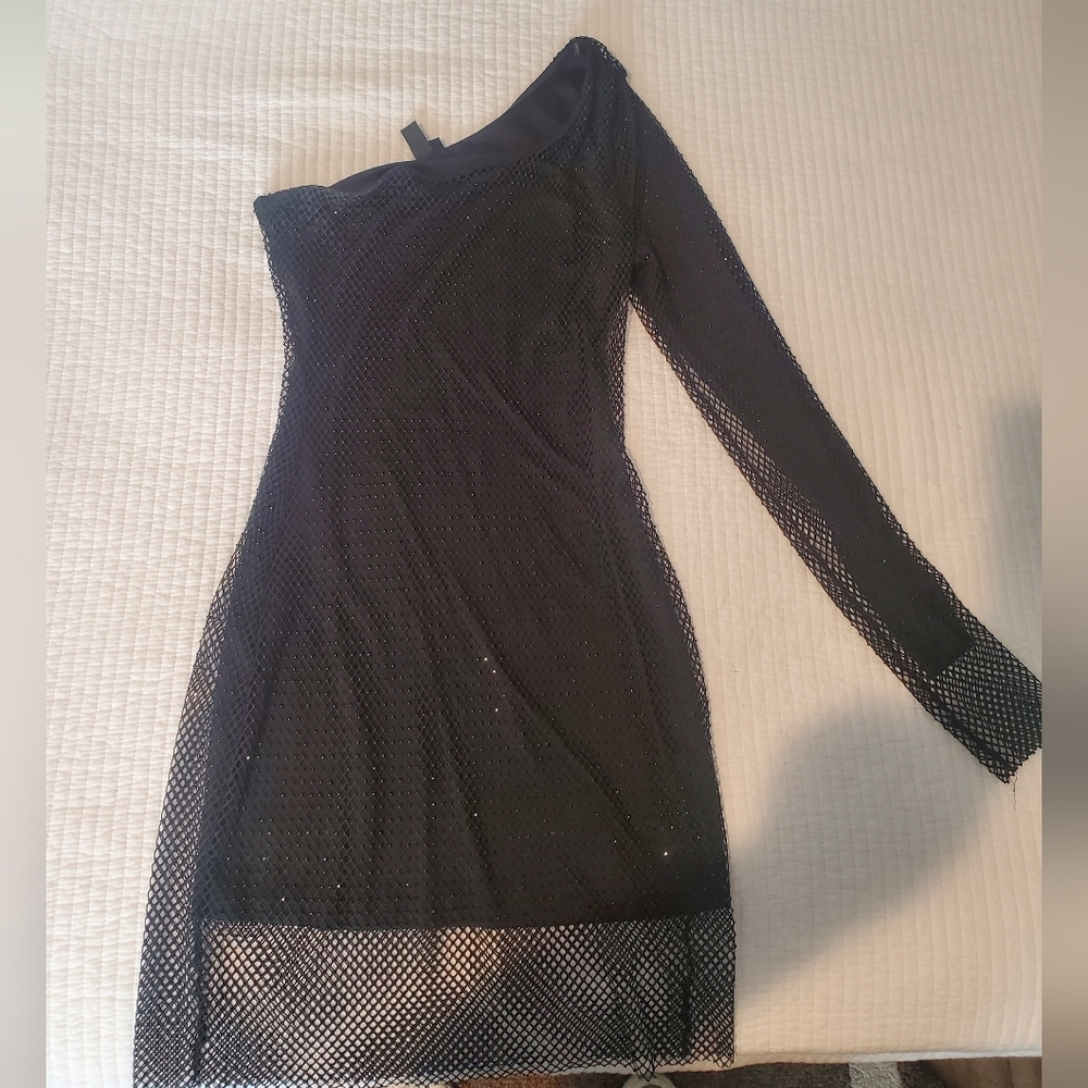 ✨️Elegant Black One-Shoulder Dress
